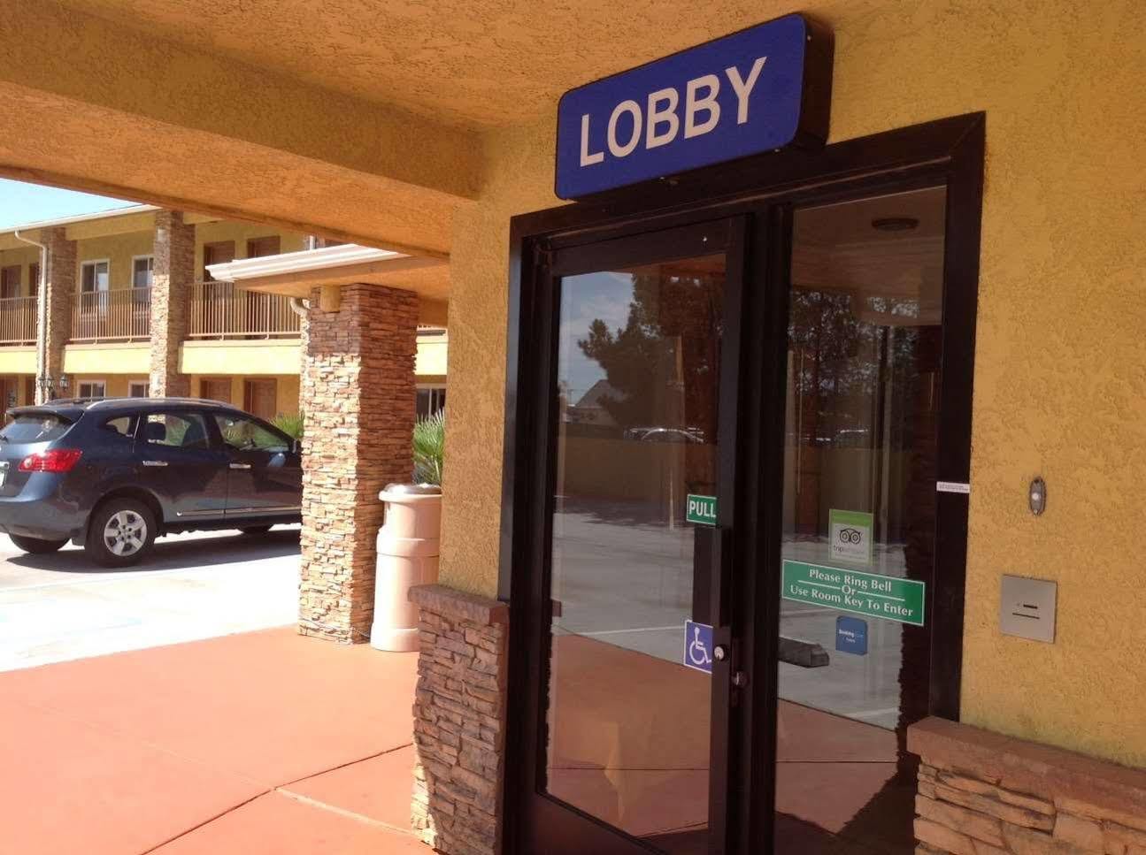 Rodeway Inn Adelanto Us 395 Exteriér fotografie